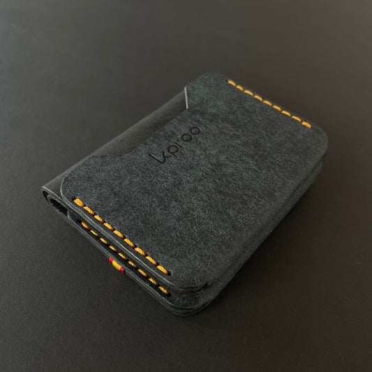 Cartera Portaplacas FORTIS | Edición BARCELONA | Cuero Cosido a Mano – KPROO | CNP · GC · PL