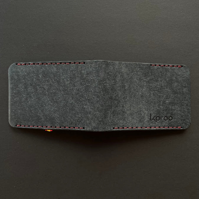 Cartera Portaplacas BASIC | Edición Navy Hilo Granate | Todas las Corporaciones | Cuero Cosido a Mano – KPROO
