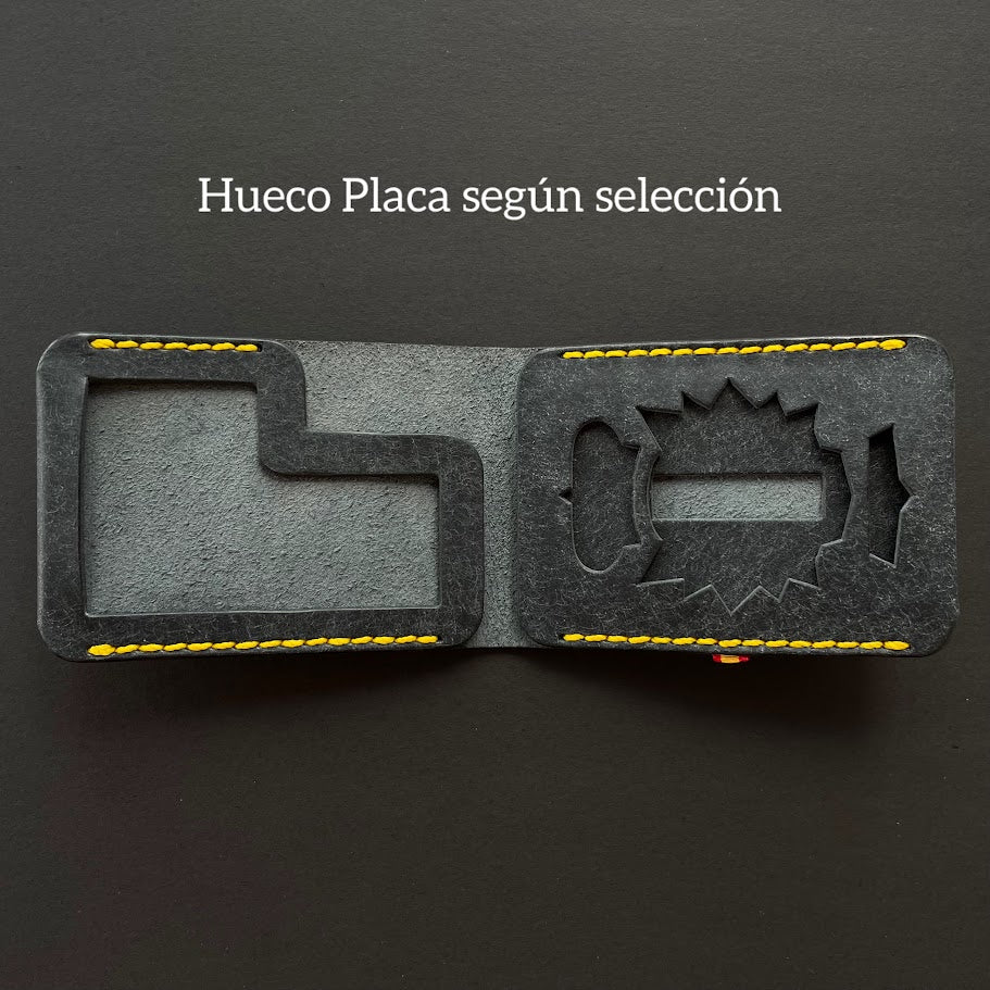 Cartera Portaplacas BASIC | Edición Navy Hilo Mostaza | Todas las Corporaciones | Cuero Cosido a Mano – KPROO