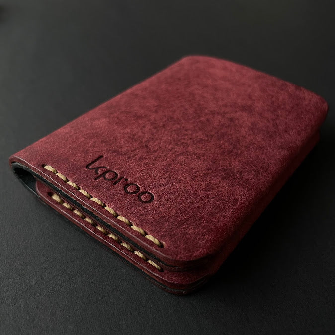 Cartera portaplacas policial personalizable el hueco para placa de Policia Nacional Guardia Civil y Policias locales Piel italiana cosida a mano