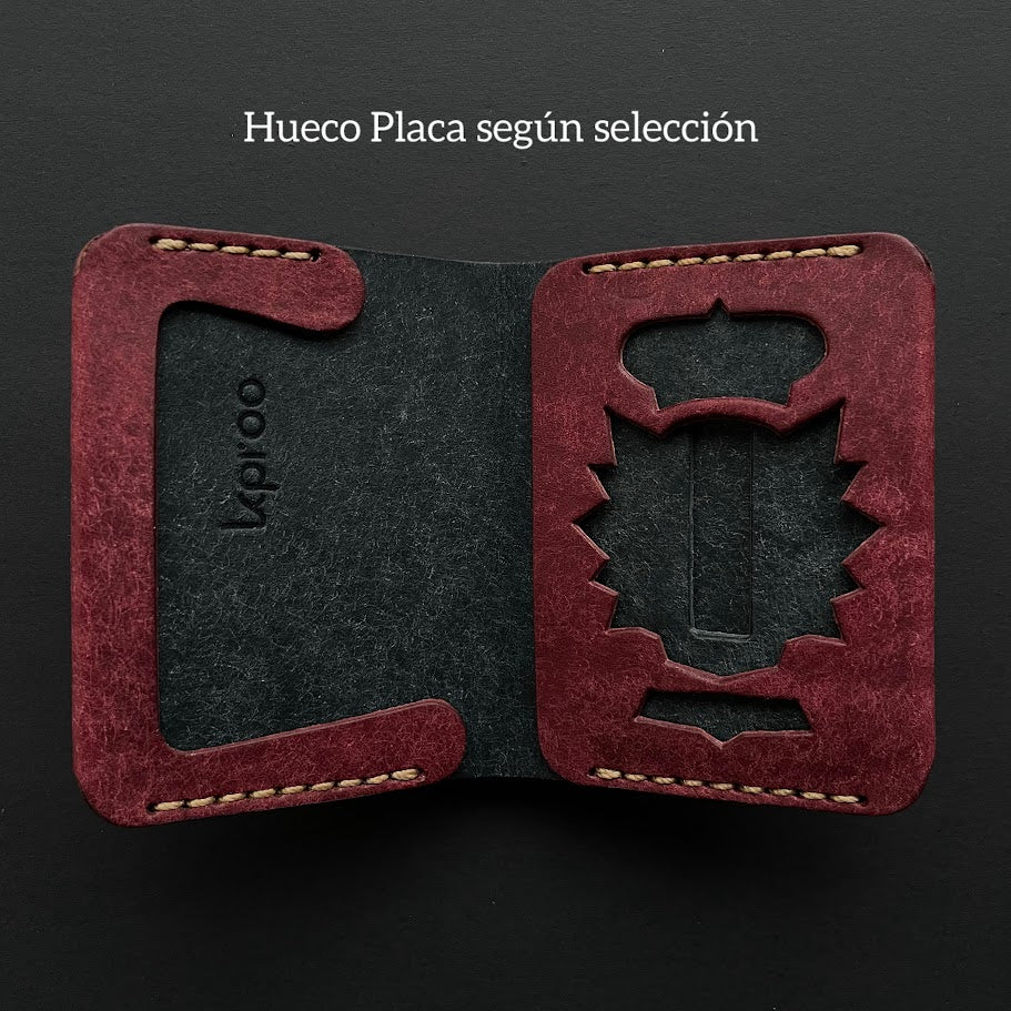Cartera Portaplacas COMPAC | Edición Mosto y Navy Hilo Marrón | Todas las Corporaciones | Cuero Cosido a Mano – KPROO