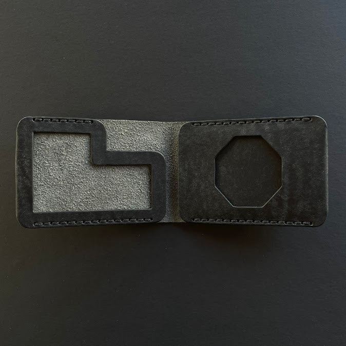 Cartera Portaplacas BASIC Guardia Civil Judicial | Edición Negra Hilo Negro | Cuero Cosido a Mano – KPROO