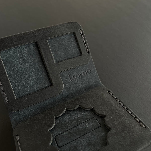 Cartera Portaplacas COMPAC Policía Local CV | Edición Negra Azul M Hilo Gris | Cuero Cosido a Mano – KPROO