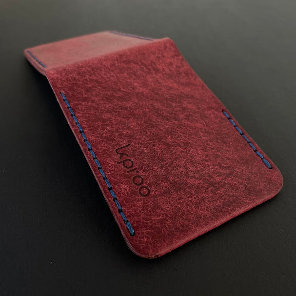 Cartera Portaplacas BASIC Policía Local | Edición Mosto Hilo Azul | Cuero Cosido a Mano – KPROO