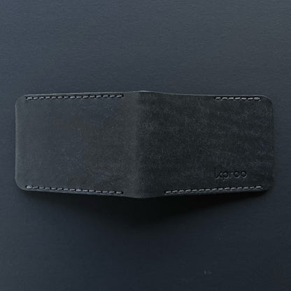 Cartera Portaplacas BASIC Policía Nacional | Edición Negra Hilo Gris | Cuero Cosido a Mano – KPROO