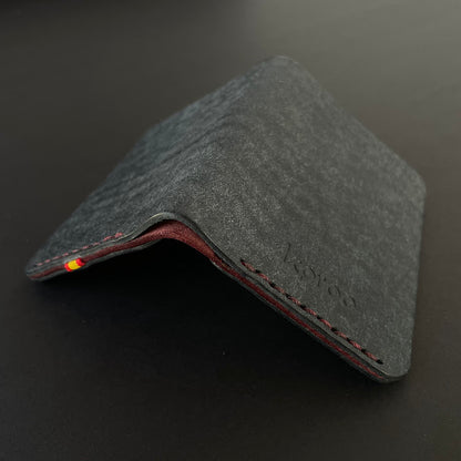Cartera Portaplacas COMPAC Policía Nacional – Piel Italiana Cosida a Mano – Edición: Navy y Mosto e Hilo Granate con bandera España