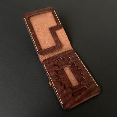 Cartera Portaplacas BASIC | Edición Tabaco Hilo Marrón | Cuero Cosido a Mano – KPROO