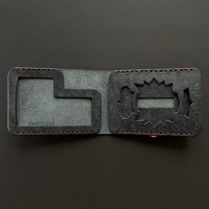 Cartera Portaplacas BASIC Policía Nacional | Edición Azul M Hilo Granate | Cuero Cosido a Mano – KPROO