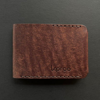 Cartera Portaplacas BASIC | Edición Tabaco Hilo Marrón Oscuro | Cuero Cosido a Mano – KPROO