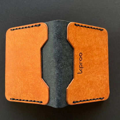 Cartera Portaplacas FORTIS Guardia Civil – Piel Italiana Cosida a Mano – Edición: Olmo y Azul M Hilo Negro